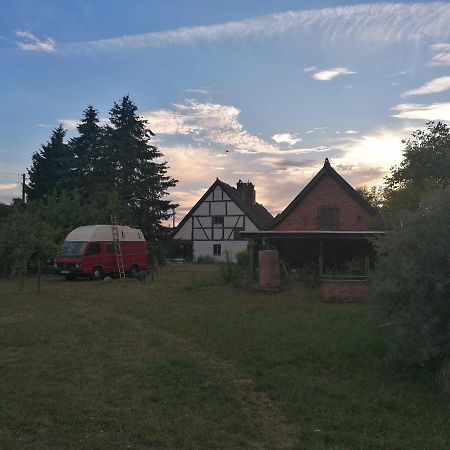 Fischerhaus Galenbeck Acomodação com café da manhã Exterior foto